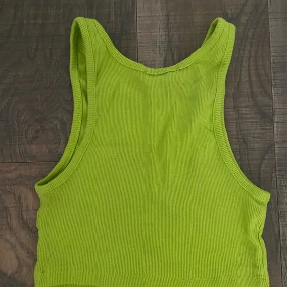 Lime Green zara top! size xs! - Picture 2 of 3